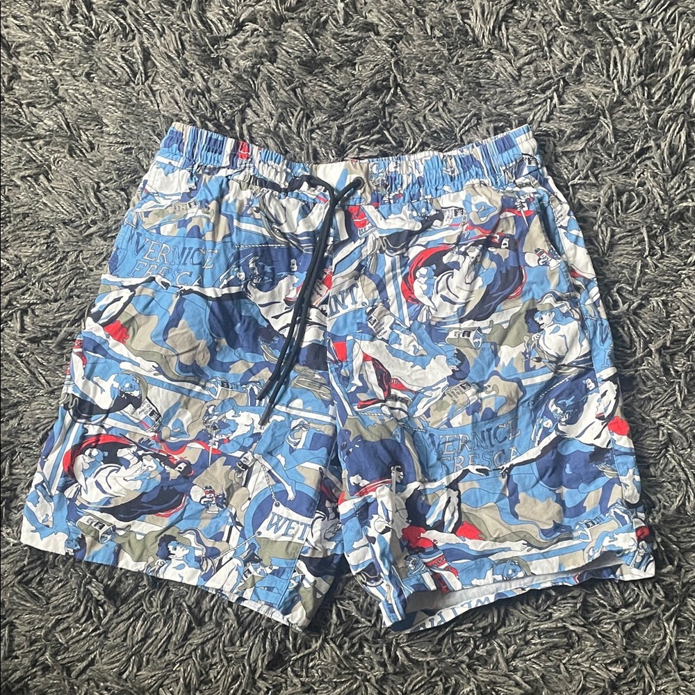 Iceberg Blue and Red 2 Piece set shirt and shorts size XL - Picture 11 of 15